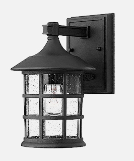 Freeport lantern in matte black